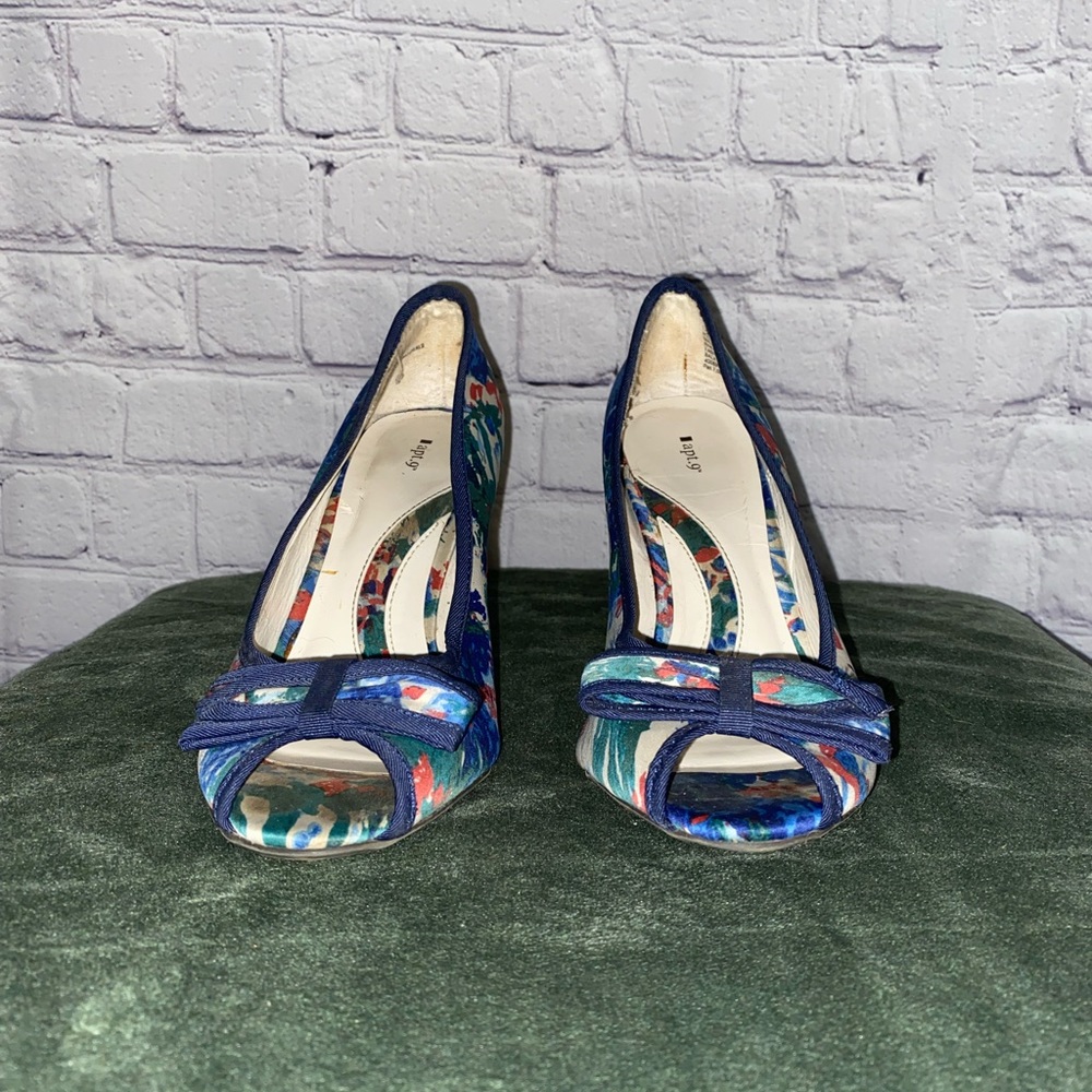 Apt. 9 Floral Heels